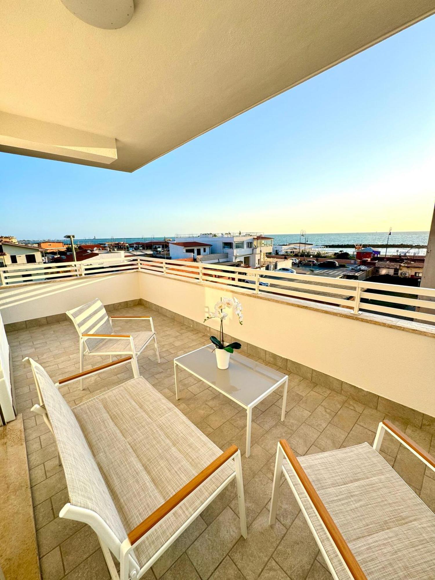 Suites Dreams Fiumicino Mare Extérieur photo